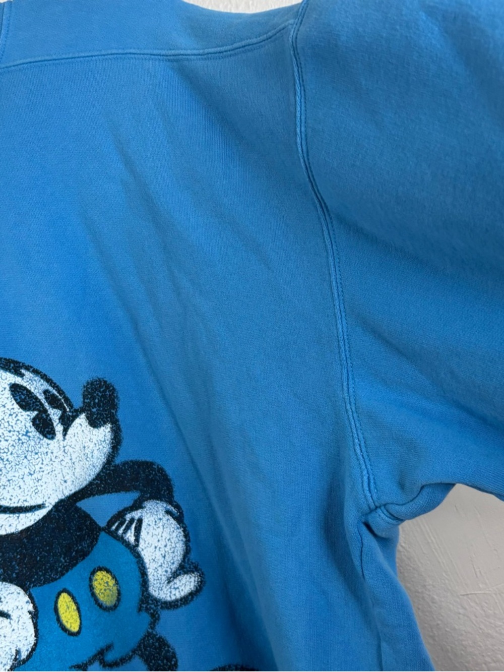 Disneyland Sky Blue Pullover Mickey Mouse Disney World Sz Large Sweatshirt - Picture 6 of 9